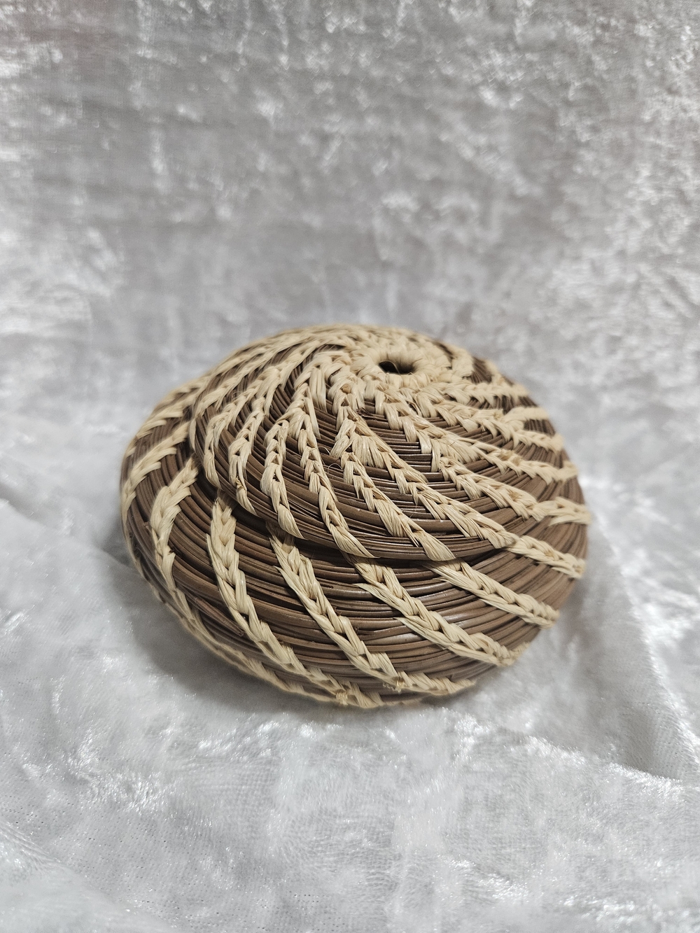 Miniature round Pine Needle Basket With raffia stitching.  Beautifully handmade